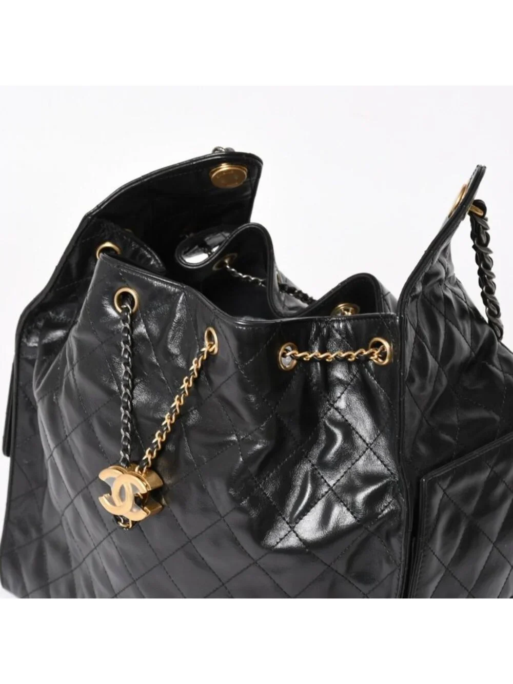Chanel 25 Large Handbag Base Grained Calfskin CC Logo Black